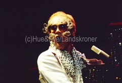 Elton John / John Lennon / Kiki Dee on Nov 28, 1974 [791-small]