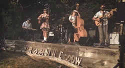 Marjorie Senet and The Broken-Home Boys on Jul 6, 2023 [765-small]