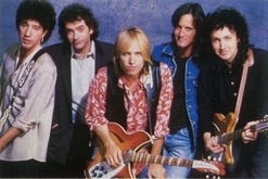 Tom Petty And The Heartbreakers / The Georgia Satellites on Jul 24, 1987 [779-small]