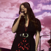 Lana Del Rey / Naaz on Jul 4, 2023 [849-small]