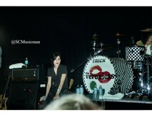The Veronicas / October Fall / Jonas Brothers on Feb 25, 2006 [402-small]