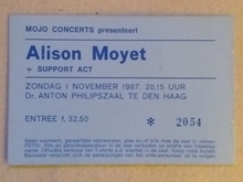 Alison Moyet on Nov 1, 1987 [248-small]