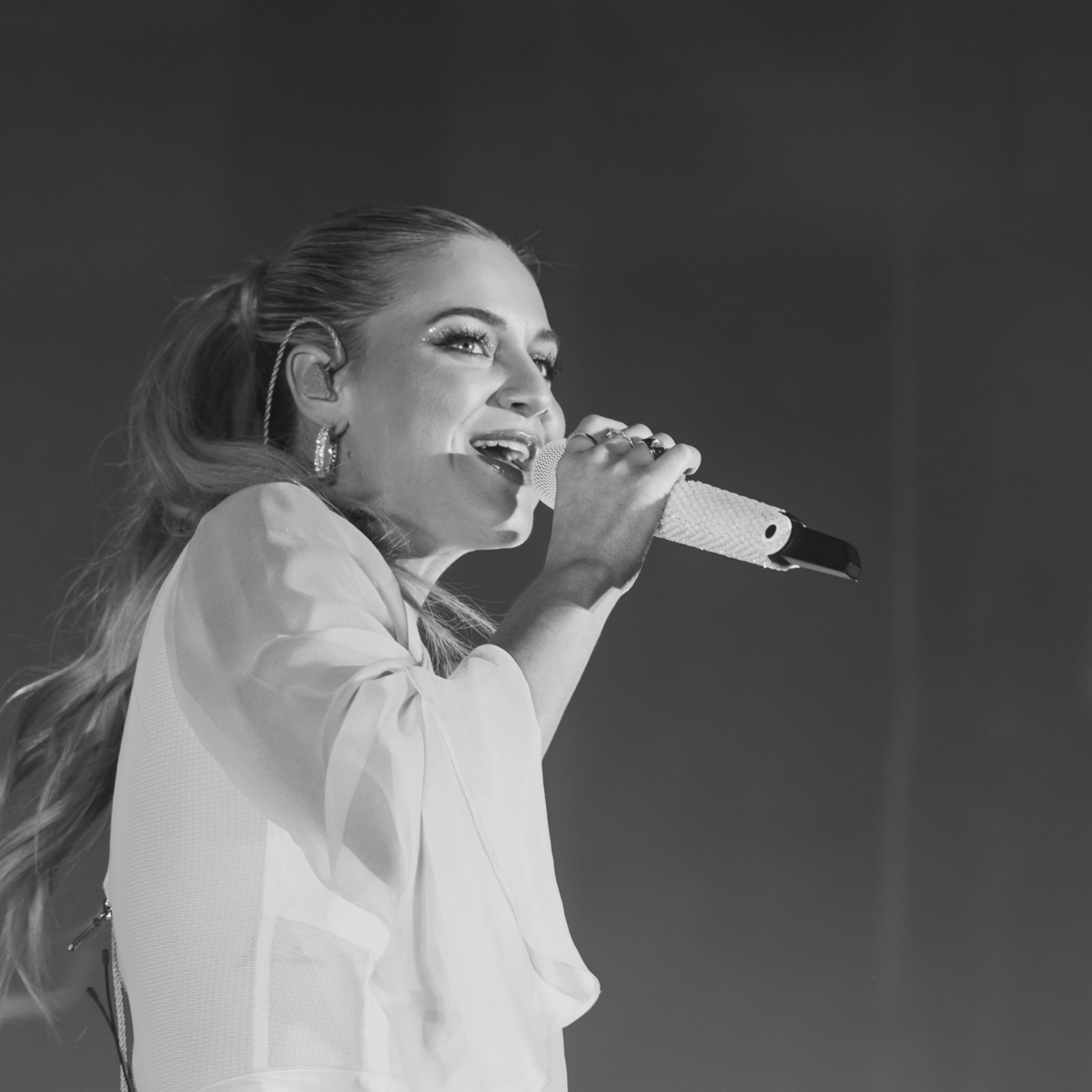 Kelsea Ballerini Concert & Tour History (Updated for 2023) | Concert