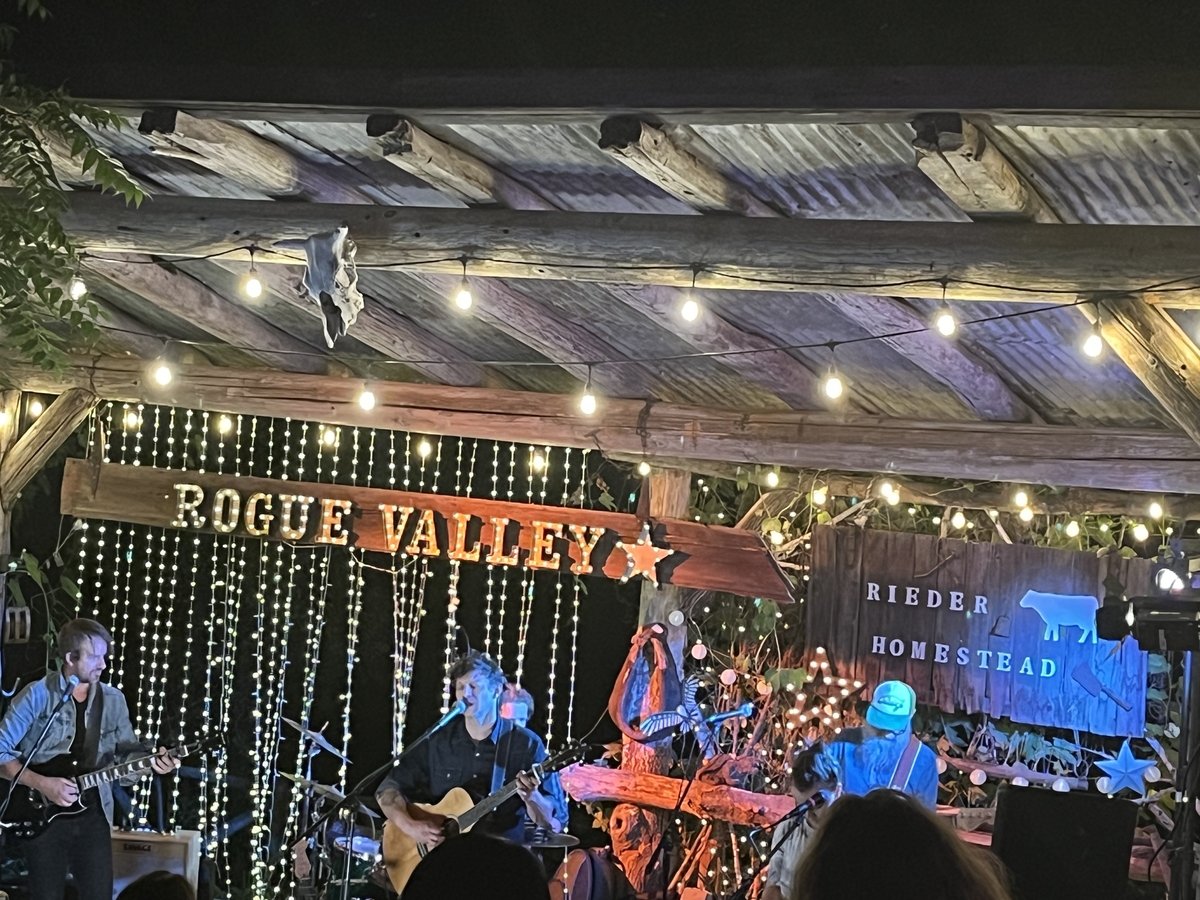 Rogue Valley Concert & Tour History Concert Archives