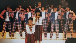 Ushiroyubi Sasaregumi 
with ONYANKO CLUB, Onyanko Club on Oct 5, 1985 [961-small]