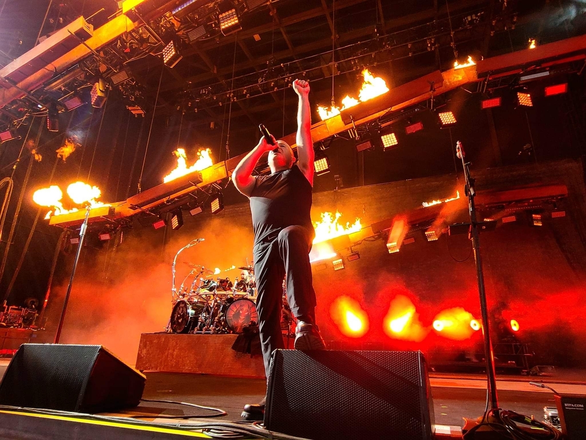 Breaking Benjamin Concert & Tour History (Updated for 2023) Concert