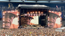 Bruce Spingsteen & The E Street Band / Bruce Springsteen on Jul 15, 2023 [703-small]