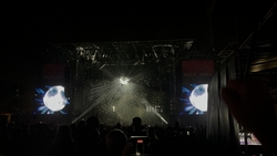 Arctic Monkeys / The Hives / Willie J Healey on Jul 16, 2023 [183-small]