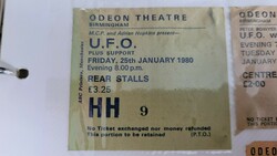 UFO / Girl on Jan 25, 1980 [540-small]