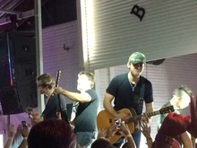 tags: Granger Smith, Corpus Christi, Texas, United States, Brewster street ice house - Granger Smith / Earl Dibbles Jr. on Sep 25, 2014 [061-small]