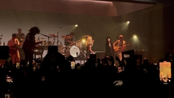 Paramore / Foals / The Linda Lindas / Billie Eilish / MUNA on Jul 19, 2023 [233-small]