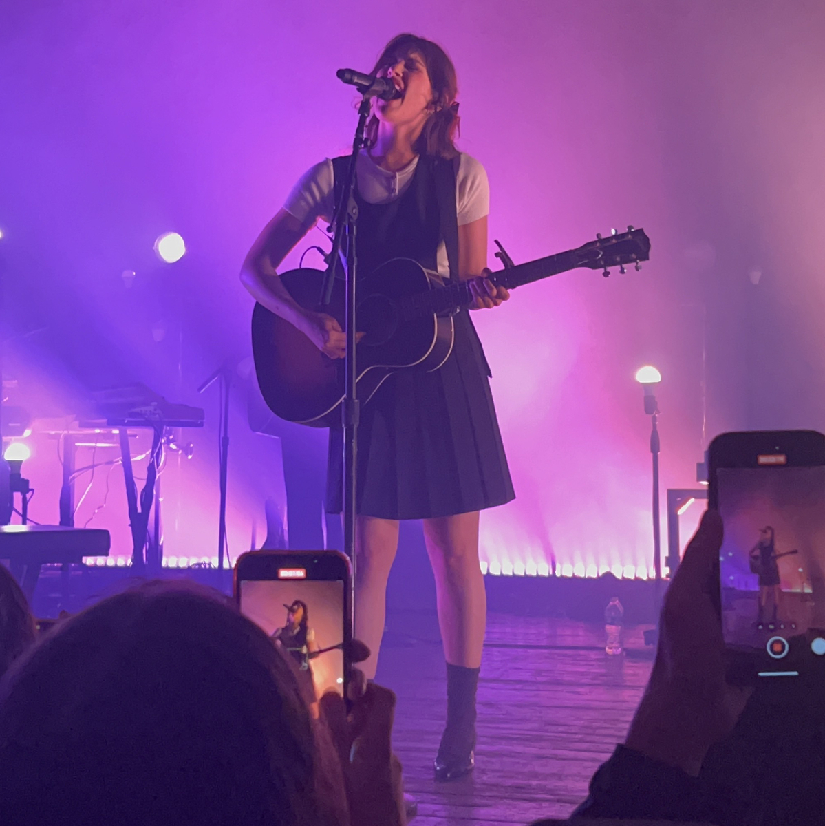 Mar 07, 2023 Gracie Abrams / Tiny Habits at House of Blues Chicago