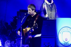 Noel Gallagher's High Flying Birds / Johnny Marr / Everyone You Know on Jul 28, 2023 [657-small]