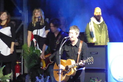 Noel Gallagher's High Flying Birds / Johnny Marr / Everyone You Know on Jul 28, 2023 [664-small]