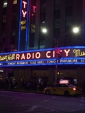 Paramore / HalfNoise / Best Coast on Oct 4, 2017 [887-small]
