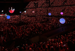 Coldplay / Griff / Zoë Tauran on Jul 19, 2023 [271-small]