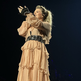 Kelly Clarkson on Aug 5, 2023 [615-small]