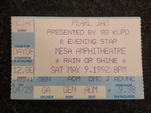 Pearl Jam on May 9, 1992 [621-small]