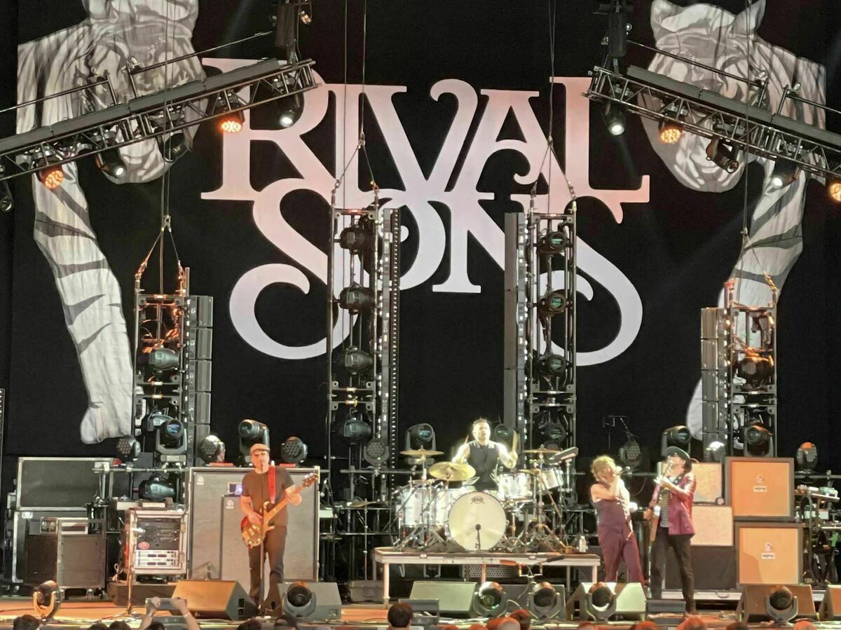 The Smashing Pumpkins Announce 2023 Tour with Interpol, Stone Temple Pilots, Rival Sons - The Rock Revival