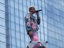 Machine Gun Kelly on Aug 13, 2023 [639-small]