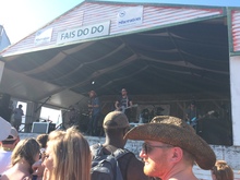 tags: Brothers Osborne, New Orleans, Louisiana, United States, Fair Grounds Race Course & Slots - New Orleans Jazz & Heritage Festival 2016 on Apr 23, 2016 [383-small]