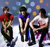 The Klaxons / ifalter / SixNationState on Jun 12, 2007 [547-small]