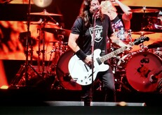 Foo Fighters / The Breeders on Aug 4, 2023 [340-small]