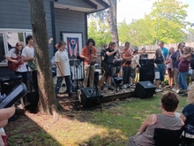 Crabswithoutlegs performing at Dayton Porchfest (2023), Dayton Porch Fest on Aug 19, 2023 [917-small]
