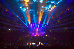 Lighting test for the event, Royal Philharmonic Orchestra / Royal Choral Society / London Philharmonic Choir / Band of the Welsh Guards on Nov 20, 2009 [695-small]