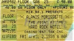 Alanis Morissette on Apr 2, 1999 [161-small]