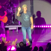 Granger Smith feat. Earl Dibbles Jr. on Aug 2, 2019 [903-small]