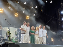 #LikeMe Cast / Pommelien Thijs / Les Truttes on Aug 27, 2023 [006-small]