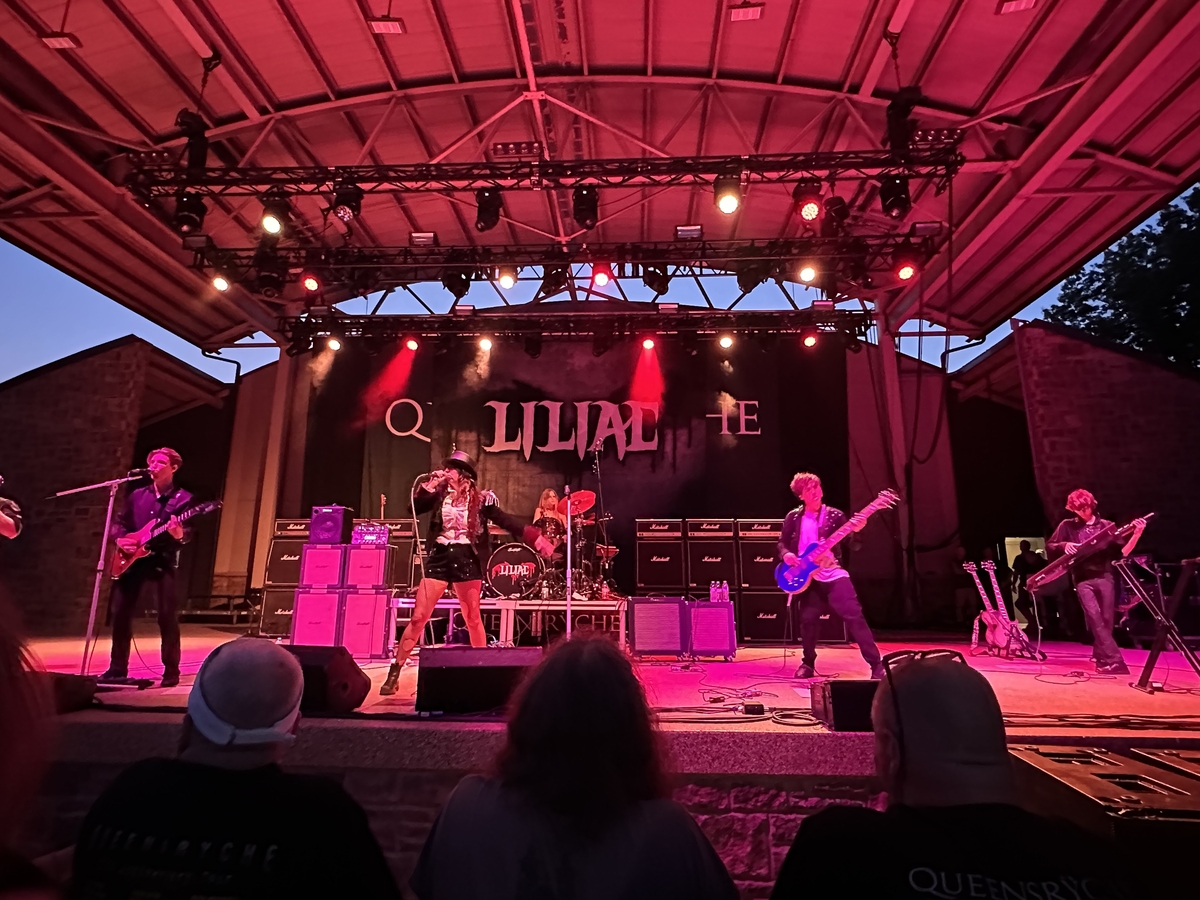 Liliac Concert & Tour History (Updated for 2024) Concert Archives