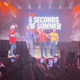 5 Seconds of Summer / Meet Me @ the Altar on Sep 2, 2023 [367-small]