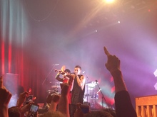 Twenty One Pilots / Jeremy Loops on Nov 4, 2015 [366-small]