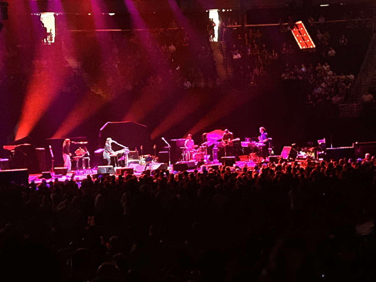 Sep 02, 2023 Pearl Jam / Deep Sea Diver at Xcel Energy Center Saint
