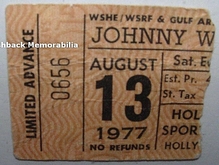 Johnny Winter on Aug 13, 1977 [955-small]