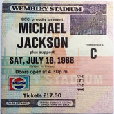 Kim Wilde / Michael Jackson on Jul 16, 1988 [279-small]