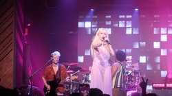 Carly Rae Jepsen / Harvey Sutherland on Aug 12, 2023 [800-small]