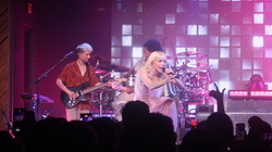 Carly Rae Jepsen / Harvey Sutherland on Aug 12, 2023 [803-small]
