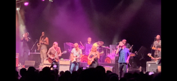 tags: Eric Johnson, Tedeschi Trucks Band, Wilmington, North Carolina, United States, Live Oak Bank Pavilion at Riverfront Park - Tedeschi Trucks Band / Eric Johnson on Sep 7, 2023 [843-small]