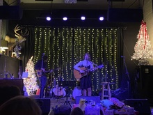 tags: Ahna Ell, Wilmington, North Carolina, United States, Bourgie Nights - Christmas Unplugged: A Holiday Songwriter Showcase on Dec 9, 2022 [938-small]