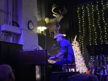 tags: Benjamin Lusk, Wilmington, North Carolina, United States, Bourgie Nights - Christmas Unplugged: A Holiday Songwriter Showcase on Dec 9, 2022 [940-small]