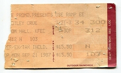 Mötley Crüe / Whitesnake on Sep 21, 1987 [686-small]