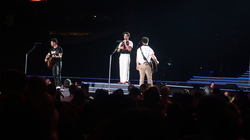 Jonas Brothers / Lawrence the Band on Sep 9, 2023 [890-small]