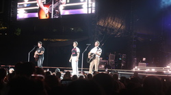 Jonas Brothers / Lawrence the Band on Sep 9, 2023 [934-small]