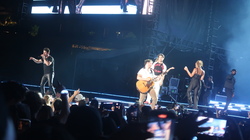 Jonas Brothers / Lawrence the Band on Sep 9, 2023 [951-small]