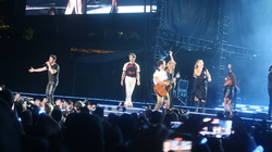 Jonas Brothers / Lawrence the Band on Sep 9, 2023 [963-small]