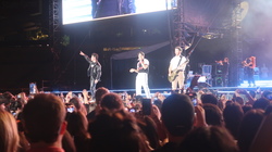 Jonas Brothers / Lawrence the Band on Sep 9, 2023 [965-small]