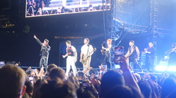 Jonas Brothers / Lawrence the Band on Sep 9, 2023 [984-small]